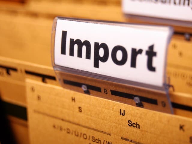 Ayrim tovarlar uchun import boji stavkalari vaqtincha pasaytiriladi