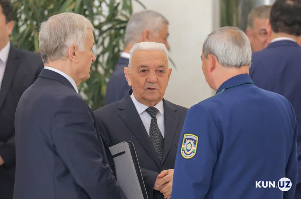 Ubaydulla Mingboyevga O‘zbekistonda xizmat ko‘rsatgan yoshlar murabbiysi unvoni berildi