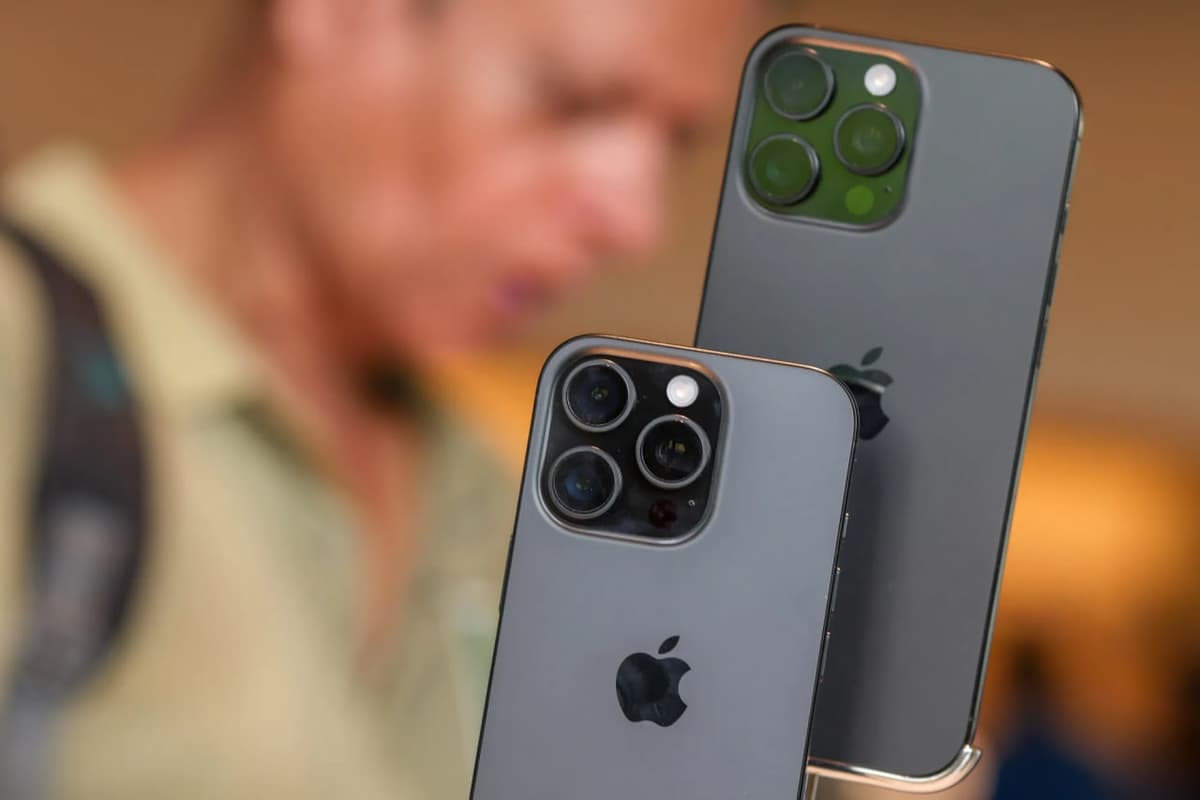 Ўзбекистонда iPhone нархлари қимматлашди. Нега?