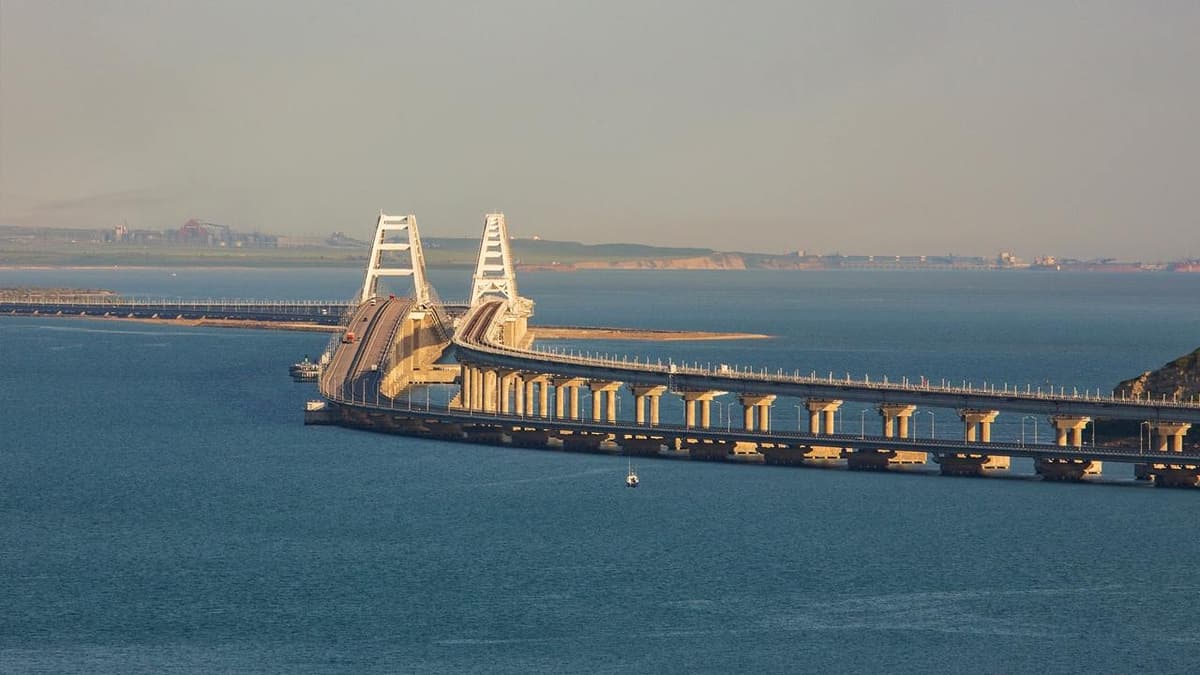 Ukraina Qrim ko‘prigiga ATACMS raketalari bilan zarba bergan - NYT
