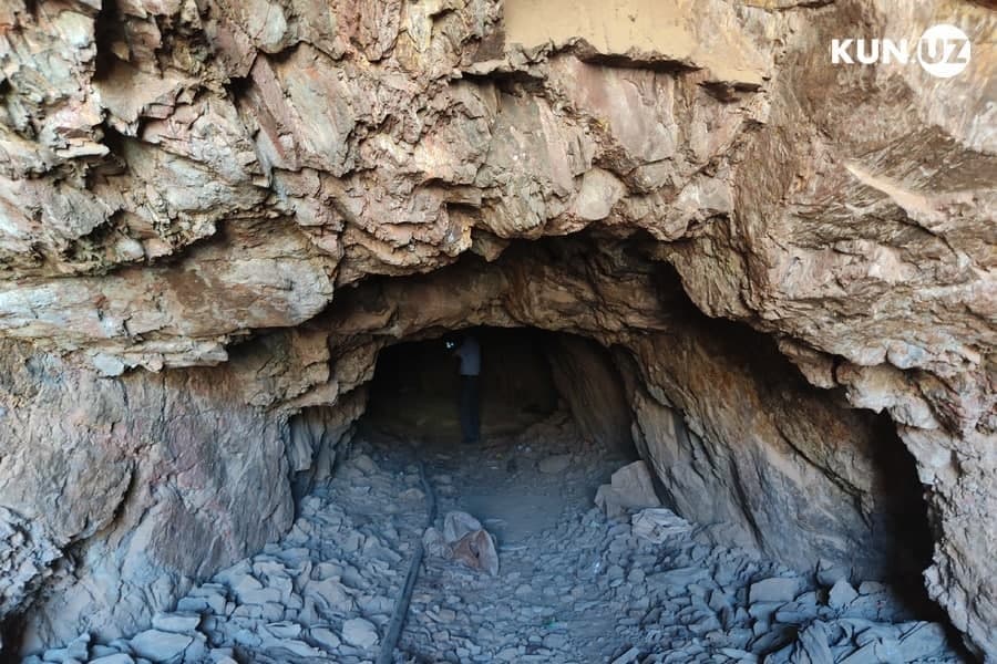 “Oltin konini portlatmoqchi edim” – Xatirchida fuqaro uyida portlovchi qurilma saqlab kelgani aniqlandi