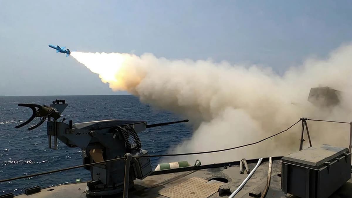 Eron Isroil bilan mojarodan keyin keng ko‘lamli harbiy mashg‘ulotlarni boshladi