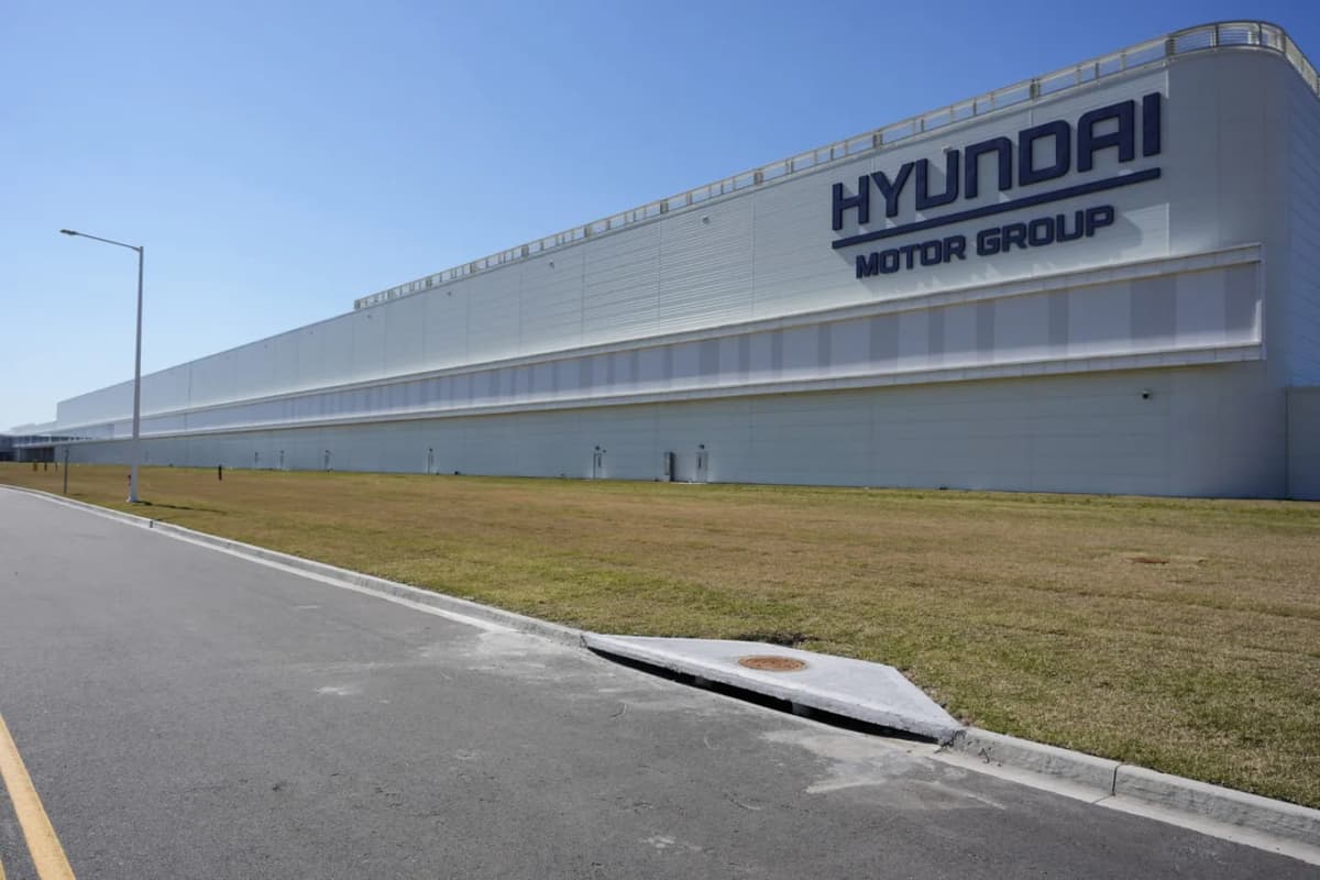 Amerikadagi Hyundai zavodida migratsion operatsiya: 500 ga yaqin kishi qo‘lga olindi, Seul Vashingtonni ogohlantirdi