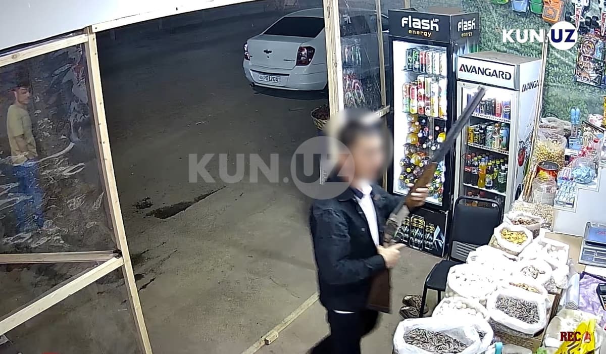 Ohangaronda miltiq bilan savdo do‘koniga kirib, sotuvchini jarohatlagan erkak qamoqqa olindi