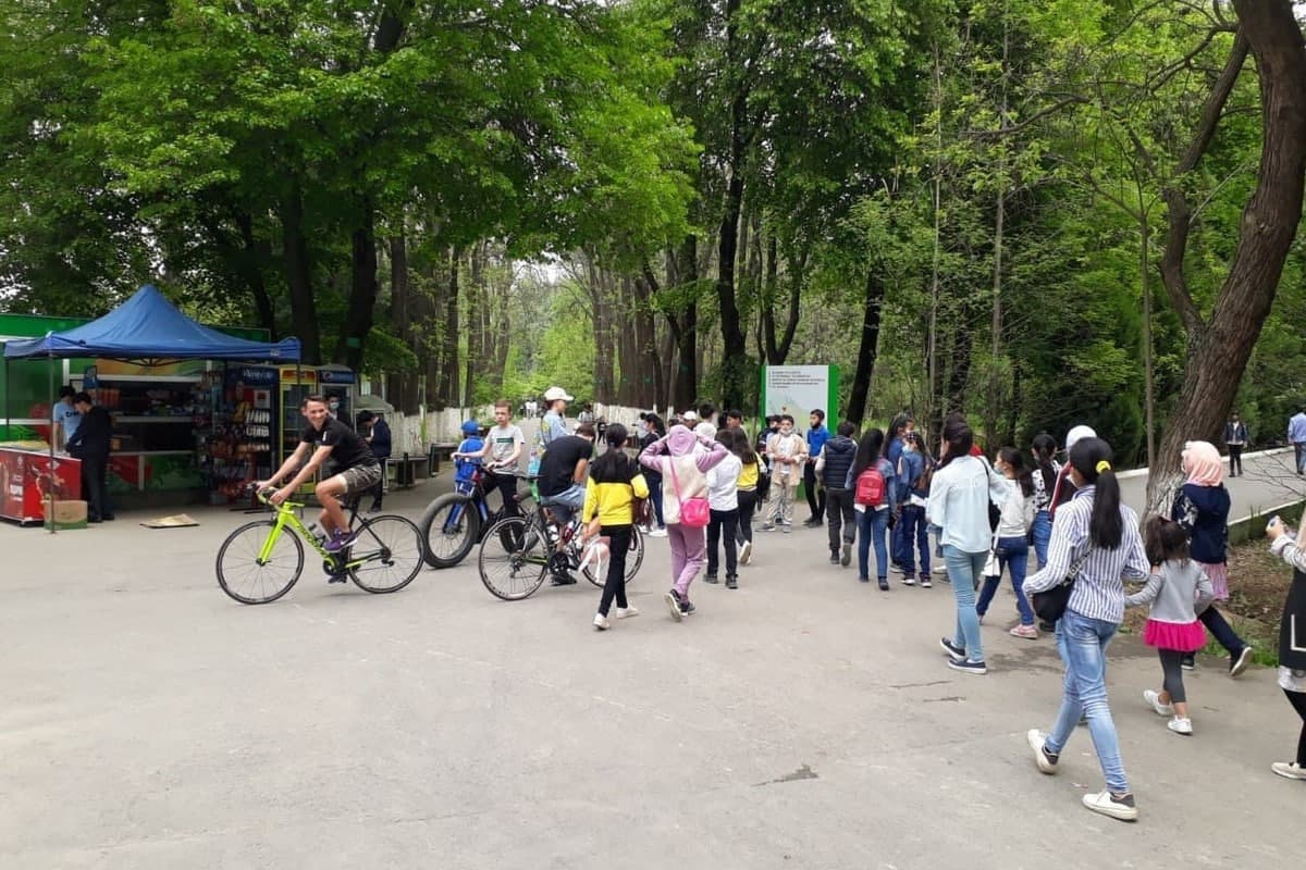 Botanika bog‘i hududida velosiped va samokatlar harakatlanishi taqiqlandi