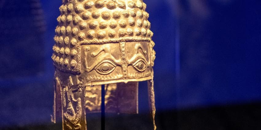 Niderlandiyada 2,5 ming yillik oltin buyumlarni o‘g‘irlashda gumonlangan shaxslar ushlandi