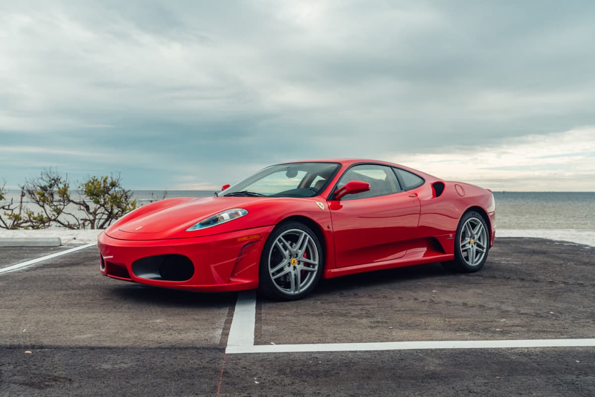 Trampga tegishli bo‘lgan Ferrari 1 mln dollarga auksionga qo‘yildi