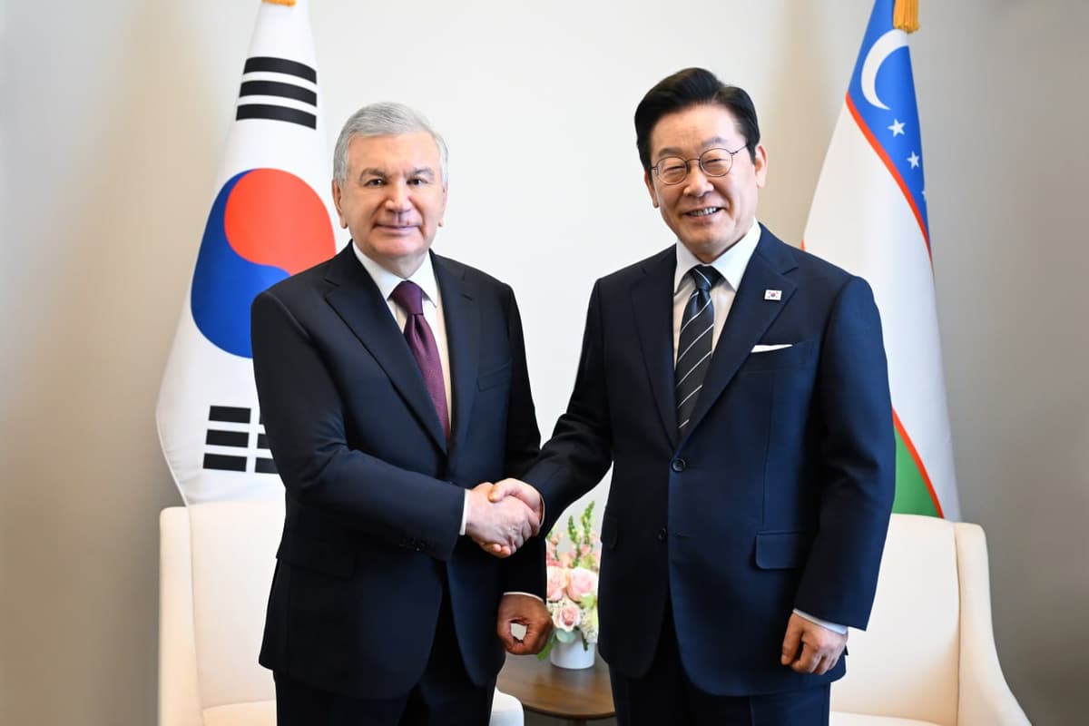 Shavkat Mirziyoyev Koreya prezidenti bilan uchrashdi