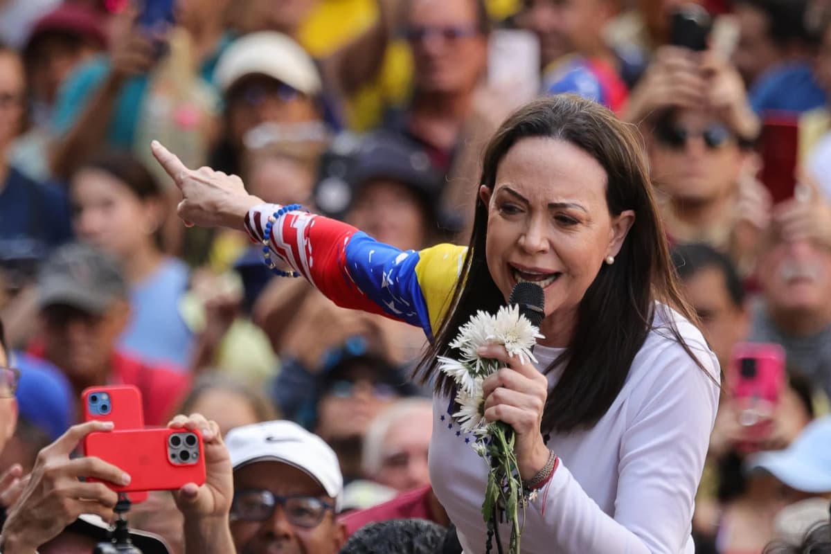 Venesuela muxolifati yetakchisi Mariya Machado Trampga o‘zining Nobel mukofotini berishga tayyorligini aytdi