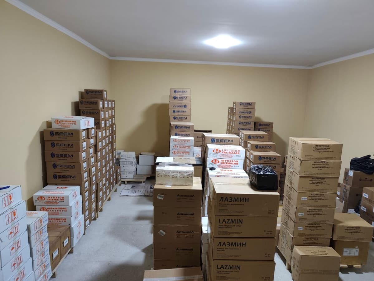 Farg‘onada 1,5 mlrd so‘mlik hujjatsiz dori savdosi fosh etildi