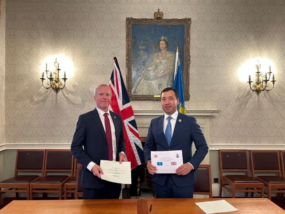 Qozog‘iston harbiylari Buyuk Britaniyada tayyorgarlikdan o‘tadi