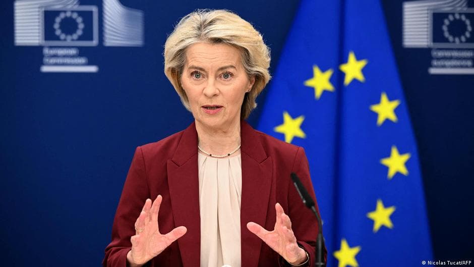 YeK rahbari Trampni Yevropa demokratiyasiga aralashmaslikka chaqirdi