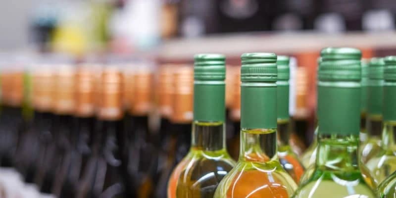 Qozog‘istonda alkogol savdosini cheklash taklif qilindi