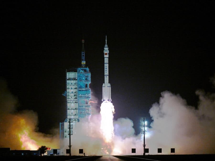 Китайский «Шэньчжоу-23» успешно состыковался с орбитальной станцией «Тяньгун»
