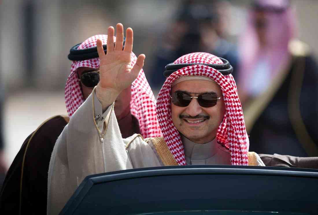 Saudiyalik shahzoda hibsdagi hashamatli hayoti haqida gapirib berdi