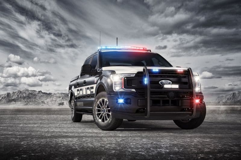 Ford haydovchisiz politsiya avtomobilini patentladi