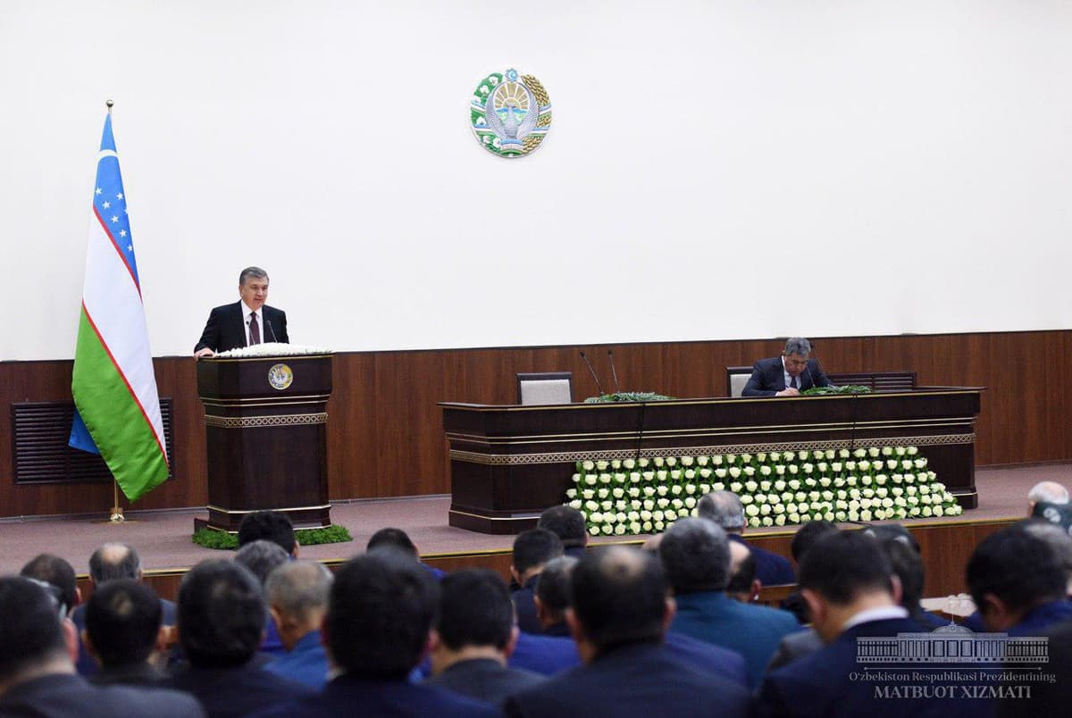 Shavkat Mirziyoyev nega tez-tez lavozimiy o‘zgarishlarni amalga oshirayotganini izohladi