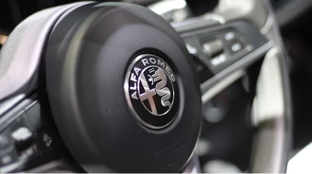 Alfa Romeo, Ferrari va Maserati avtomobillarida mexanik uzatmalar qutisidan voz kechiladi  
