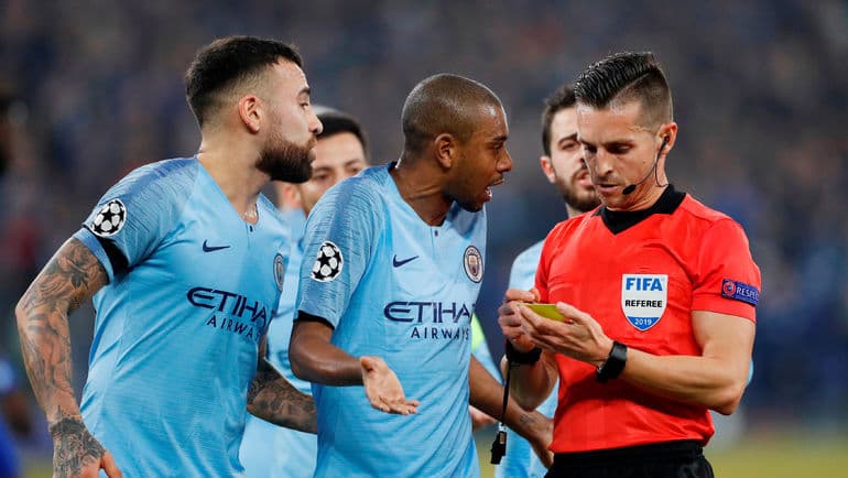 Penalti, penalti va qizil kartochka. Lekin «Siti» VAR’ni ojiz qoldirdi