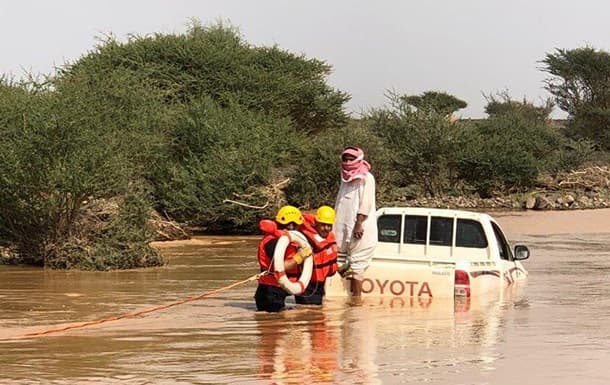 Saudiya Arabistonida toshqinlar oqibatida 12 kishi halok bo‘ldi 