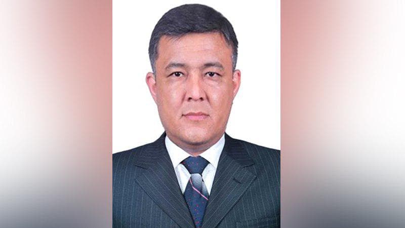 Viloyat prokurori o‘rinbosari Mirzacho‘lga hokim bo‘ldi. Sessiyada Otabek Murodov ham qatnashdi
