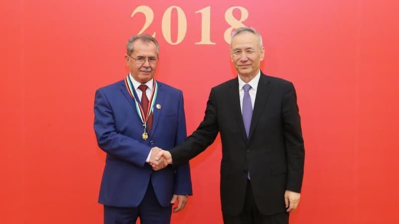 Xitoy o‘zbek olimini taqdirladi 