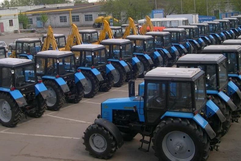 “O‘zagroservis”ning 26ta mashina-traktor parki tadbirkorlik sub'yektlariga sotiladi