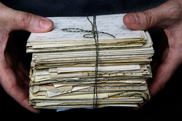 Ikkinchi jahon urushida halok bo‘lgan askarning mahbubasiga xati 77 yildan keyin egasiga yetkazildi 