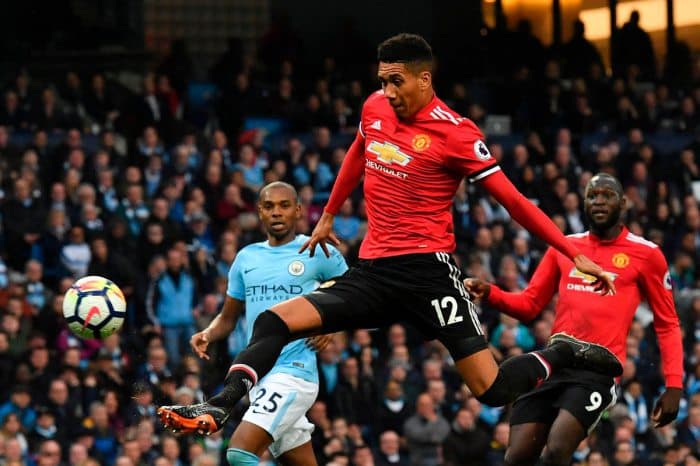 Mourinoning kambeki va «Chelsi»ning qulashda davom etishi. Angliyada tur voqealari