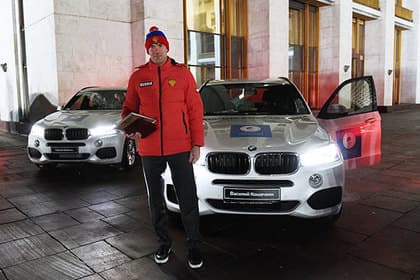 Rossiyalik Olimpiya chempionlariga va'da qilingan BMW berilmadi  