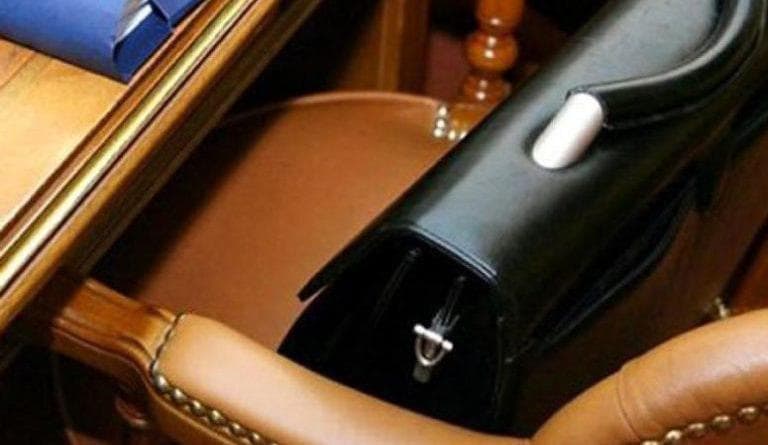 Yuridik xizmat xodimlariga martaba darajalari berishning yangi tartibi belgilandi