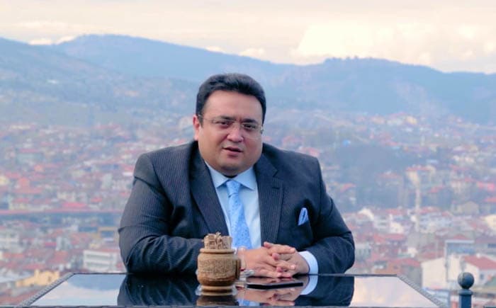 Buyuk kelajakning iztiroblari bugun chekiladi