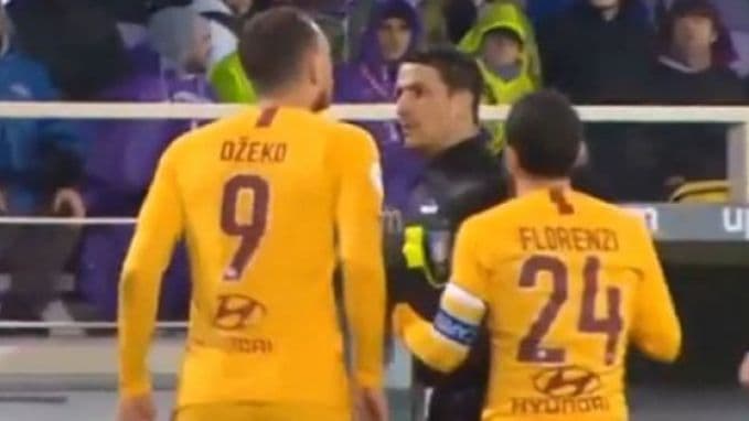 Edin Jyeko hakamning yuziga tuflagani uchun maydondan chetlatildi