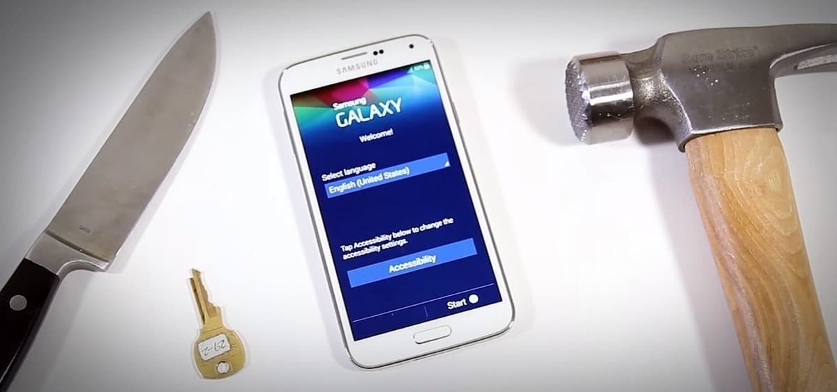 Samsung sinmaydigan OLED-ekranni namoyish etdi