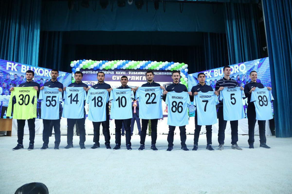 «Buxoro» yangi futbolchilarni tanishtirdi