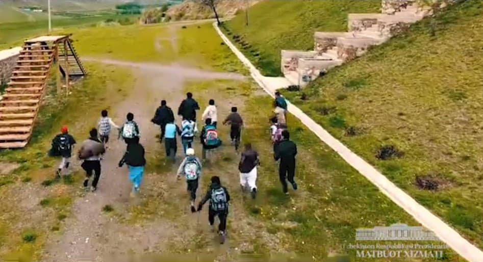 Afg‘oniston masalasiga bag‘ishlangan konferensiya maqsadi va tinchlik qadrini kuylovchi qo‘shiq tayyorlandi