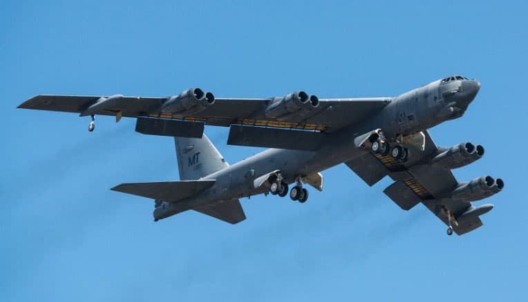 AQSh bombardimonchilari KXDR tufayli o‘z yo‘nalishini o‘zgartirdi 
