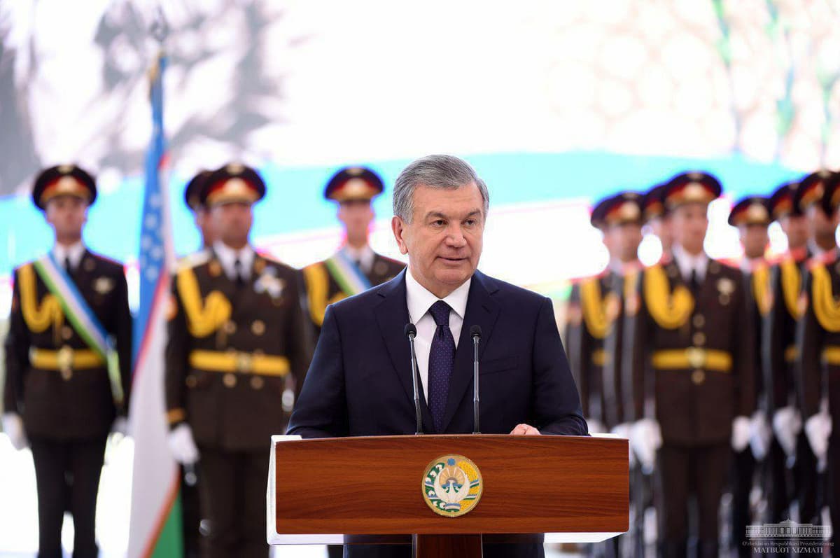 Shavkat Mirziyoyev Zangiota tumanida istiqomat qilgan Zulfiya Zokirovaning matonati haqida gapirdi