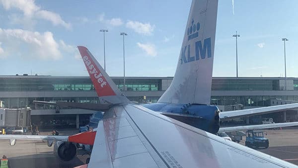 Amsterdam aeroportida ikki samolyot to‘qnashib ketdi