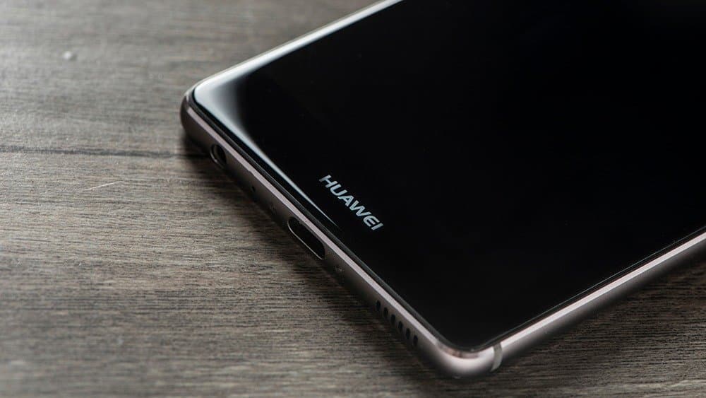 Huawei o‘z operatsion tizimida ishlovchi smartfonlar ishlab chiqardi