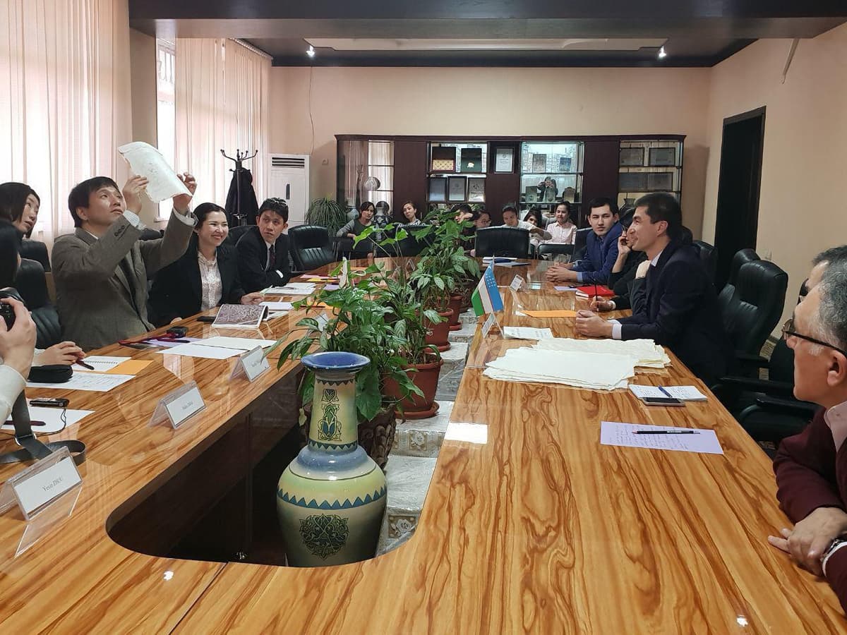Yaponiyalik professor qadimiy o‘zbek qog‘ozini birgalikda tadqiq etishni taklif qildi