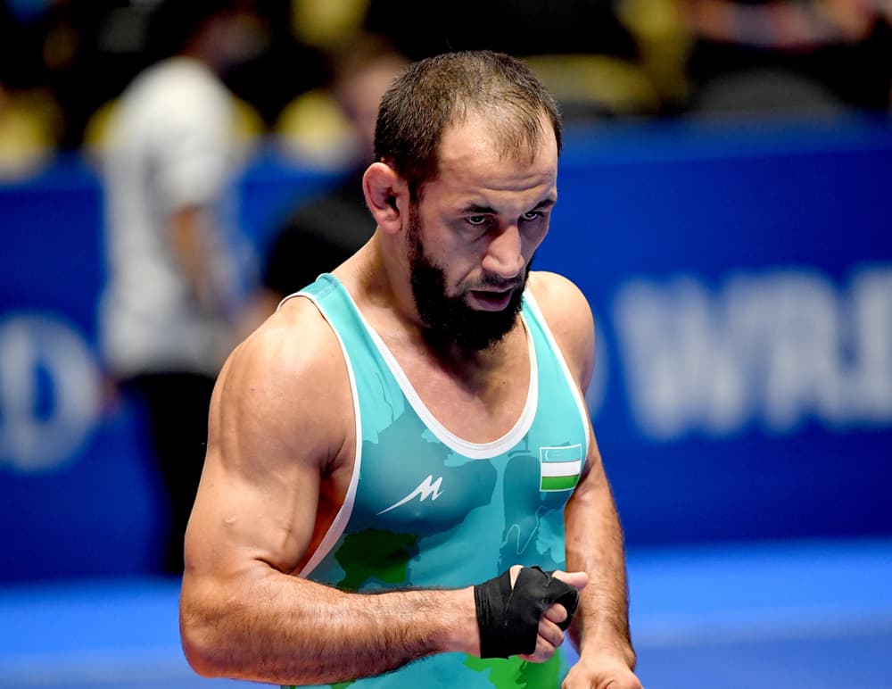 Rashid Qurbonov chorak finalga chiqdi, Shapiyev yutqazdi