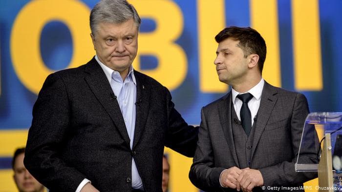 Zelenskiy Poroshenkoning bir nechta farmonini bekor qildi