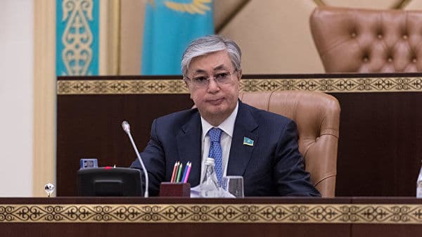 Qozog‘istonning yangi prezidenti lotin alifbosiga o‘tish haqida gapirdi