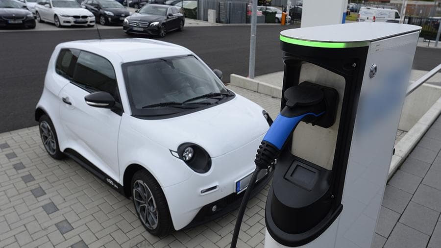 Yevropada elektromobillar shovqin chiqarishi majburiy qilinadi