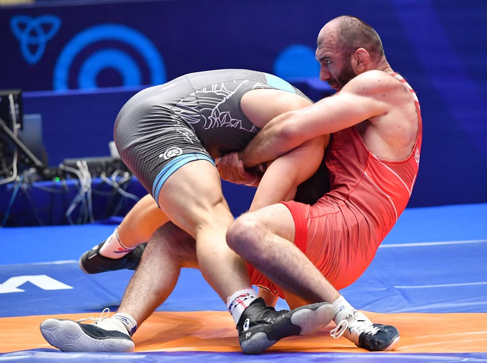 Magomed Ibragimov va Abbos Rahmonov chorak finalga chiqdi
