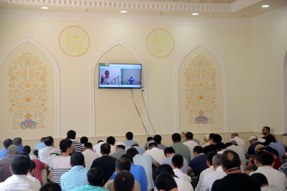 Poytaxtdagi masjidlardan birida imkoniyati cheklangan insonlar uchun maxsus dastur ishga tushdi