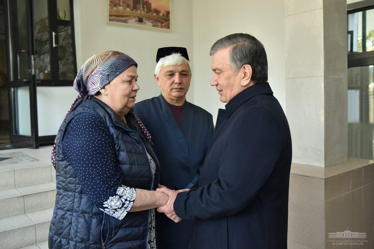 Shavkat Mirziyoyev Mirabror Usmonov oilasiga ta'ziya bildirdi
