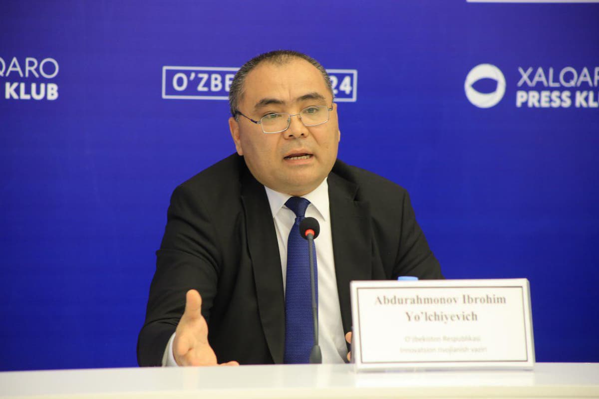 Вазир: «Силикон водийсидек «данғиллама» технологик марказлар ҳозирча бизга керак эмас»
