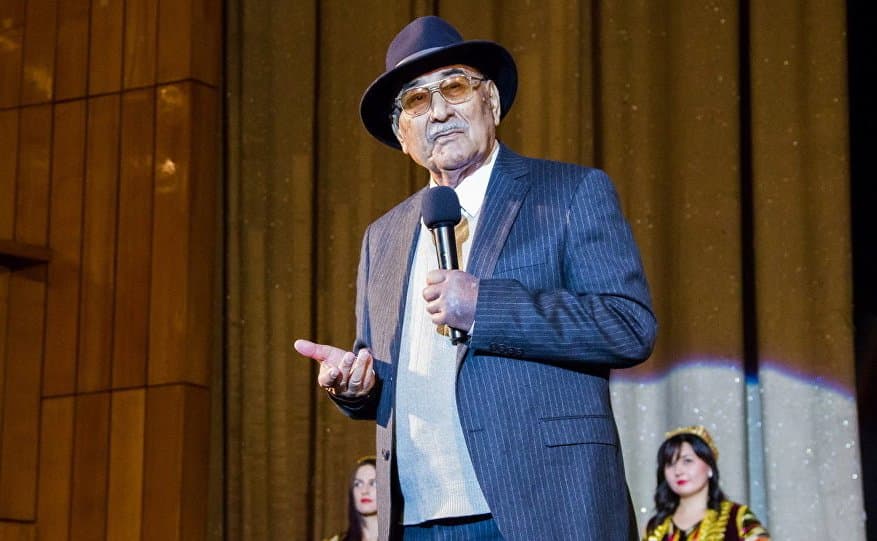 «Hayot ummonida baliqcha emas, nahangdek suzdim» – Shuhrat Abbosovning hayot chizgilari